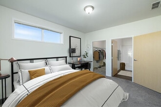 Regency Apartment Homes in Williston, ND - Foto de edificio - Building Photo