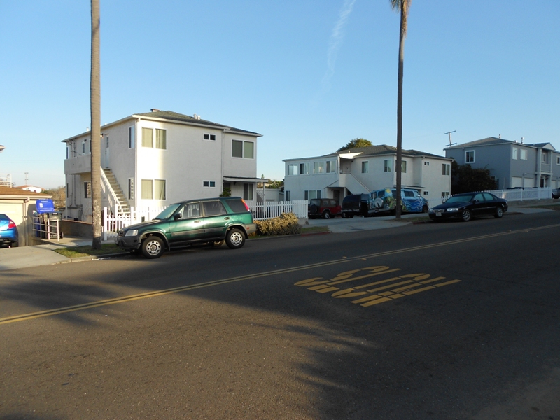 Chatsworth Boulevard Apartments in San Diego, CA - Foto de edificio