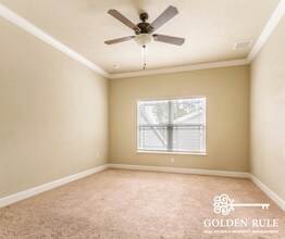 2279 NW 52nd Pl in Gainesville, FL - Building Photo - Building Photo