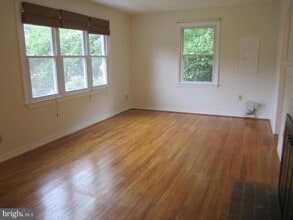 3220 Dashiell Rd in Falls Church, VA - Building Photo - Building Photo