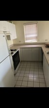 653 W Division St in Chicago, IL - Building Photo - Building Photo