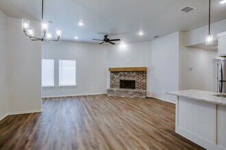 12106 Elkhart Ave in Lubbock, TX - Building Photo - Building Photo