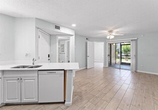 1908 Lake Atriums Cir in Orlando, FL - Building Photo - Building Photo