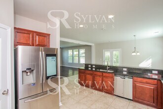 136 St Charles Pl in Chapin, SC - Building Photo - Building Photo