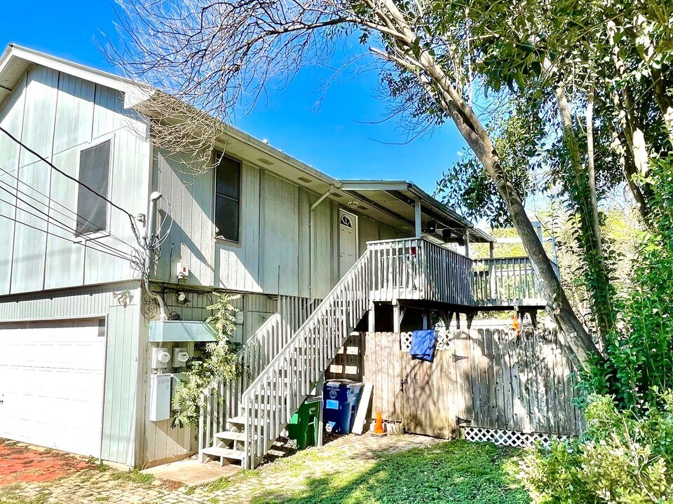 3320 Blumie St in Austin, TX - Building Photo