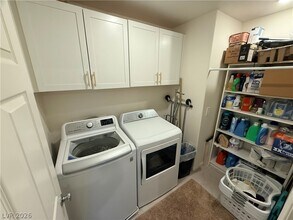 10854 Gentle Crst Ave in Las Vegas, NV - Building Photo - Building Photo