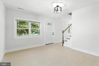 821 S Woodlynn Rd in Essex, MD - Building Photo - Building Photo