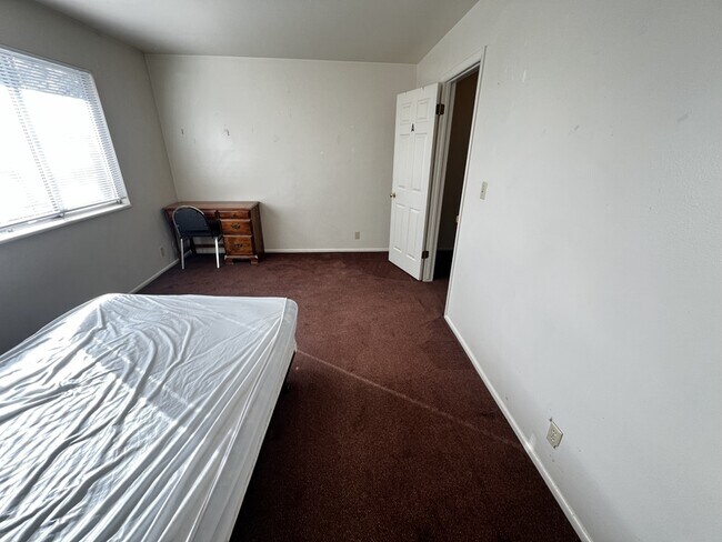 1850 N 840 W in Provo, UT - Foto de edificio - Building Photo