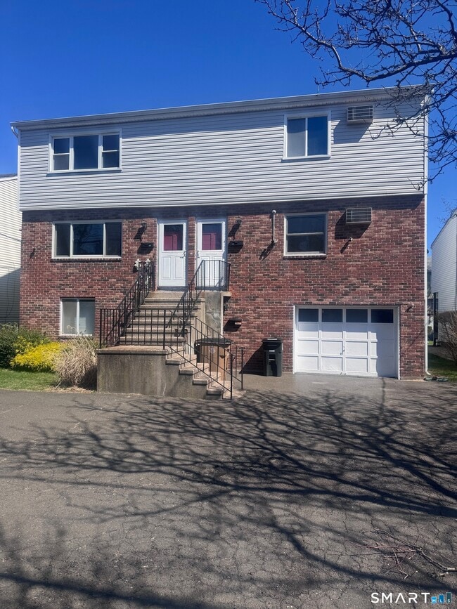 86 Harbor Dr in Stamford, CT - Building Photo - Building Photo