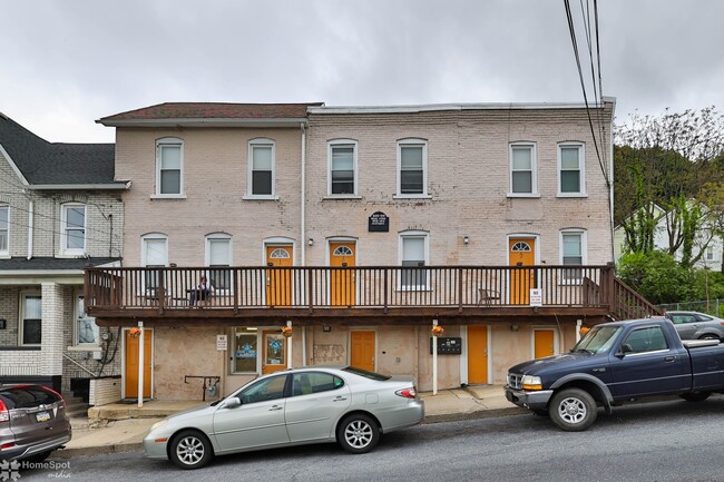 605 Ridge St in Bethlehem, PA - Building Photo - Building Photo