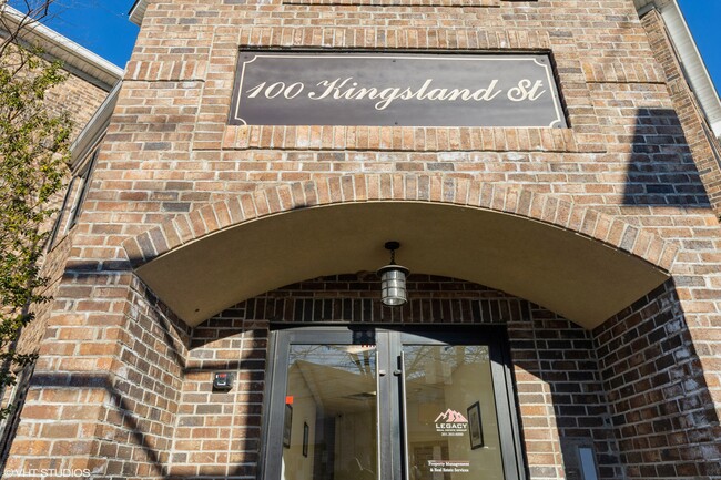 100 Kingsland St. in Nutley, NJ - Building Photo - Building Photo