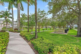 255 Murcia Dr, Unit 211 in Jupiter, FL - Foto de edificio - Building Photo