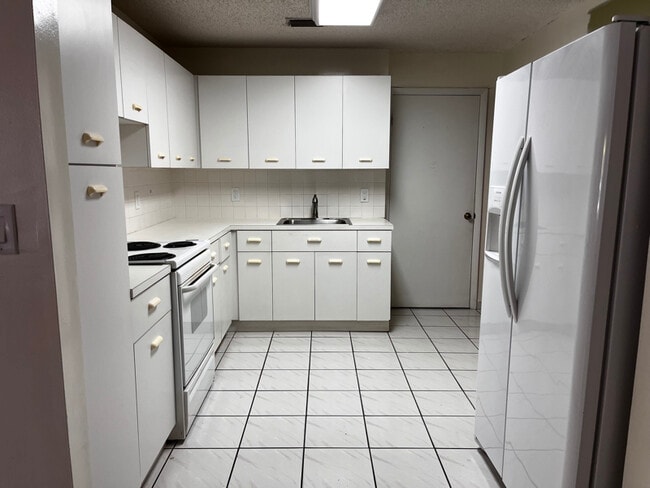 15551 SW 307th St in Homestead, FL - Building Photo - Building Photo