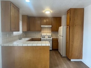 9848 Sally Ave in California City, CA - Building Photo - Building Photo