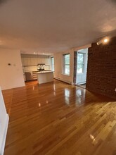 19 South St, Unit 2 in Boston, MA - Building Photo - Building Photo