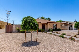 527 E Whitton Ave in Phoenix, AZ - Building Photo - Building Photo