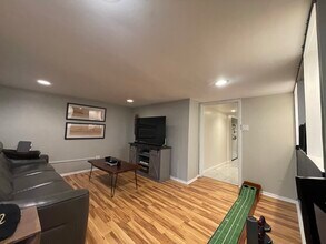 2631 N Sheffield Ave in Chicago, IL - Building Photo - Building Photo