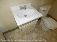 305 N Spring St photo'