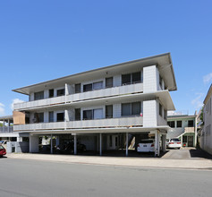 3140 Castle St in Honolulu, HI - Foto de edificio - Building Photo