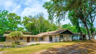 530 Webster St in Lake Mary, FL - Building Photo