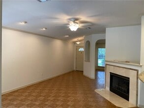9325 Meyrick Park Trail in Austin, TX - Building Photo - Building Photo