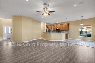 5846 Manchester Bridge Dr in Orlando, FL - Building Photo - Building Photo