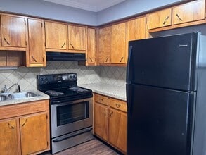 Moreland Drive Apartments in Kingsport, TN - Building Photo - Building Photo