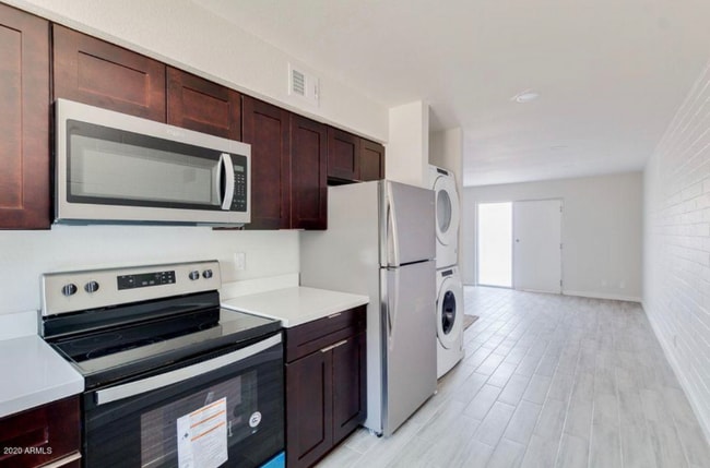 813 E Marlette Ave in Phoenix, AZ - Foto de edificio - Building Photo