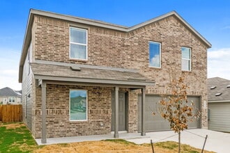 2238 Croaker Crk in San Antonio, TX - Building Photo - Building Photo