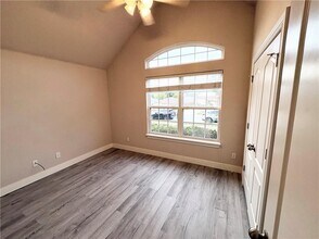 1284 N Cannondale Dr in Fayetteville, AR - Building Photo - Building Photo