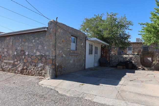 property at 3526 NATIONS 1/2