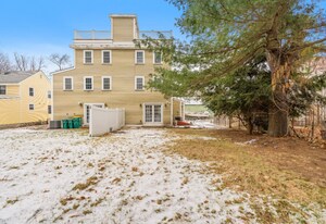 35 Water St in Concord, MA - Building Photo