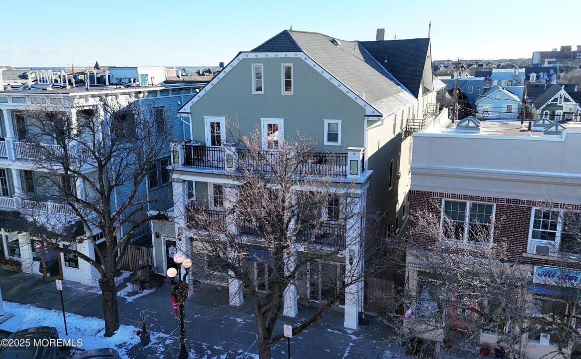 56 Main Ave in Ocean Grove, NJ - Building Photo