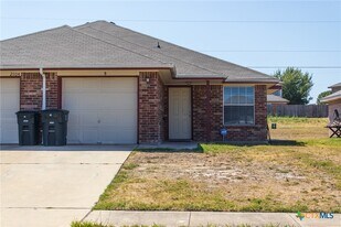 2804 Alma Dr in Killeen, TX - Building Photo