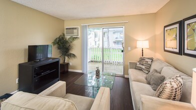 Village Green Apartments in San Jose, CA - Building Photo - Building Photo