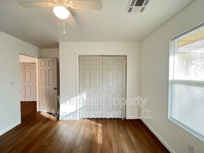 1823 Rutgers Ave in Guthrie, OK - Building Photo - Building Photo