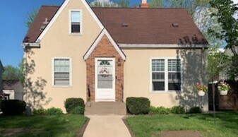 6037 4th Ave S in Minneapolis, MN - Building Photo