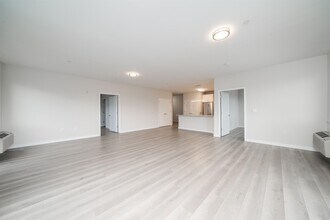 16 Bennett St in Jersey City, NJ - Building Photo - Building Photo