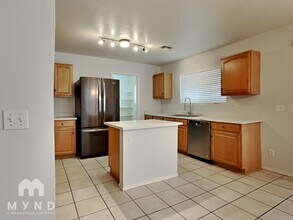 13359 W Post Dr in Surprise, AZ - Building Photo - Building Photo
