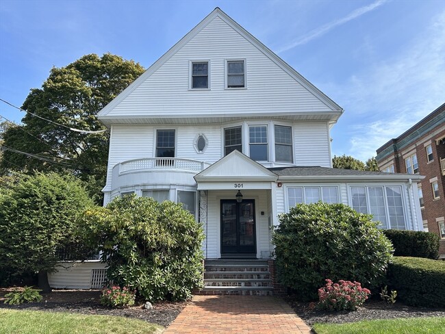 property at 301 Lafayette St
