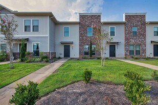 5069 Peach Dr in Pace, FL - Building Photo