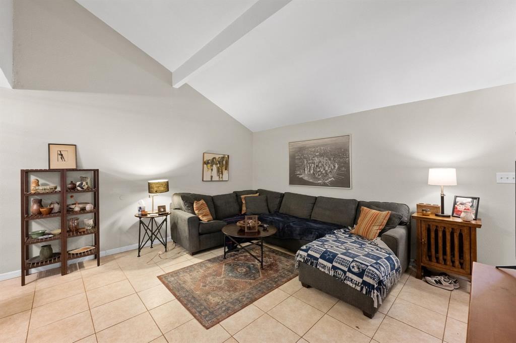 12817 Hymeadow Dr in Austin, TX - Building Photo