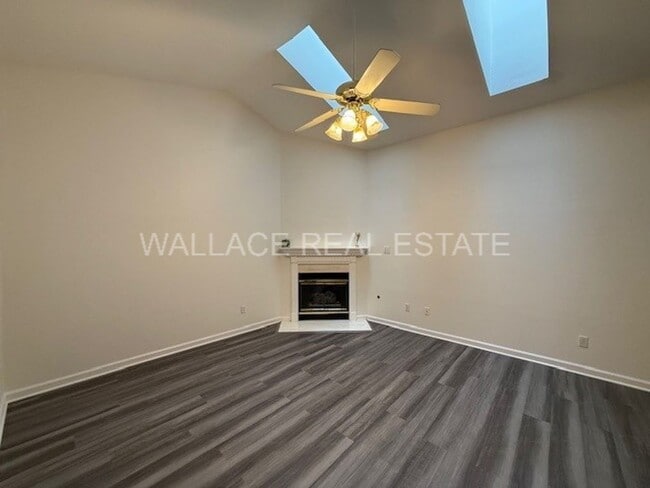 221 Commander Way in Knoxville, TN - Building Photo - Building Photo