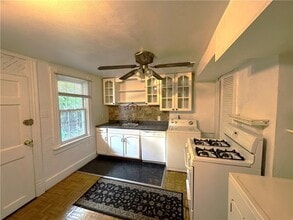 126 S 11th St in Pittsburgh, PA - Building Photo - Building Photo