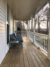 44 Falls Rd, Unit 1A in East Haddam, CT - Building Photo - Building Photo