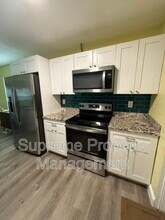 811 21st St S in St. Petersburg, FL - Foto de edificio - Building Photo