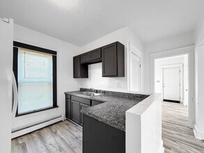 2925 Seneca Ave in Lorain, OH - Building Photo - Building Photo