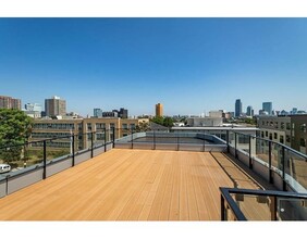1470 Tremont St-Unit -406 in Boston, MA - Foto de edificio - Building Photo