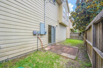 2212 Naomi St in Houston, TX - Building Photo - Building Photo