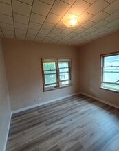 846 E Maple St in Cushing, OK - Building Photo - Building Photo